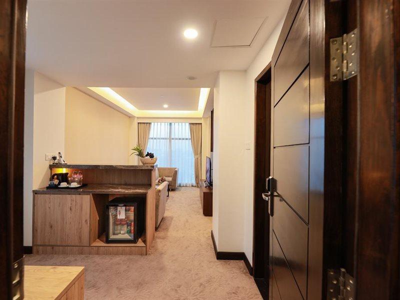 โรงแรมเลน เต ย่างกุ้ง ภายนอก รูปภาพ
